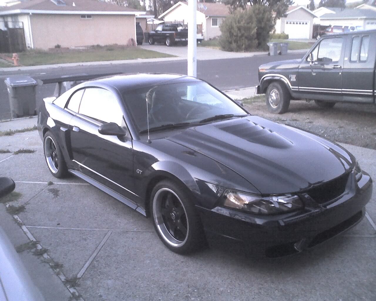 Name:  Photo_041609_002.jpg
Views: 115
Size:  197.1 KB